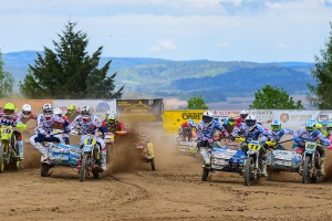 Willemsen/Bax pakken manchezege in GP zijspancross in Tsjechie